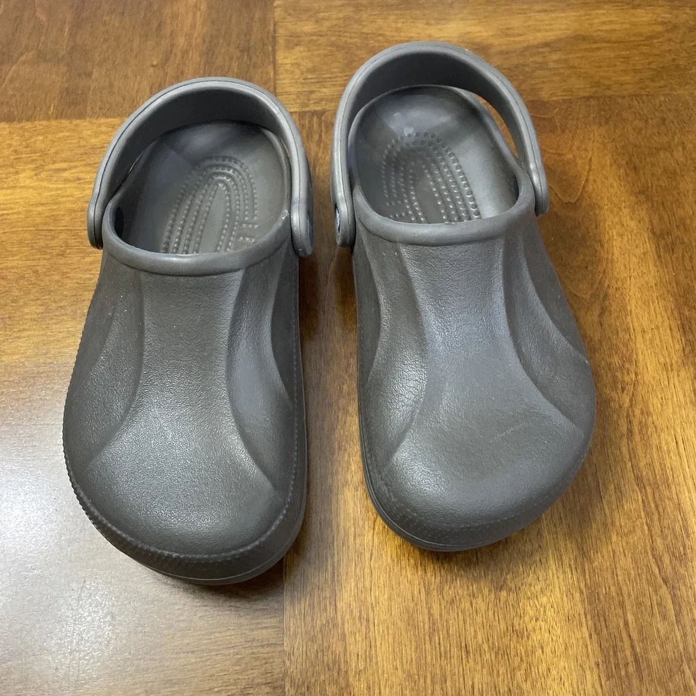CROCS bistro clogs